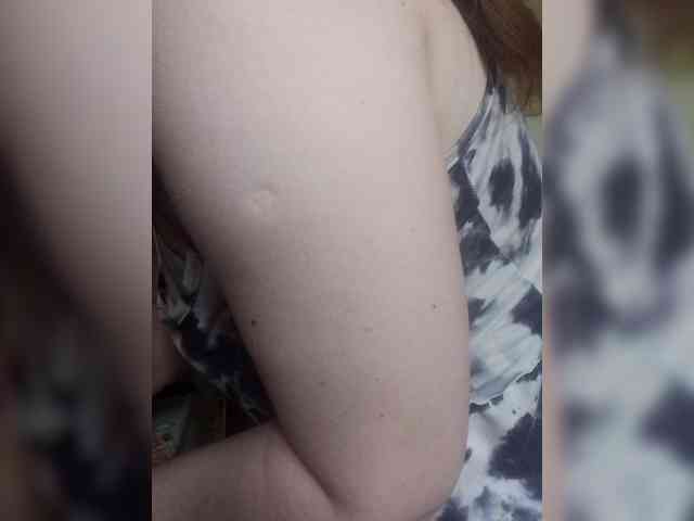 Vikki3011 webcam