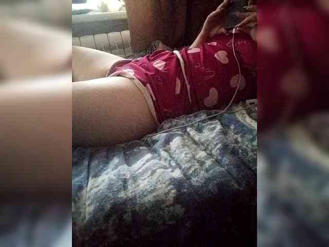 Vikki3011 webcam