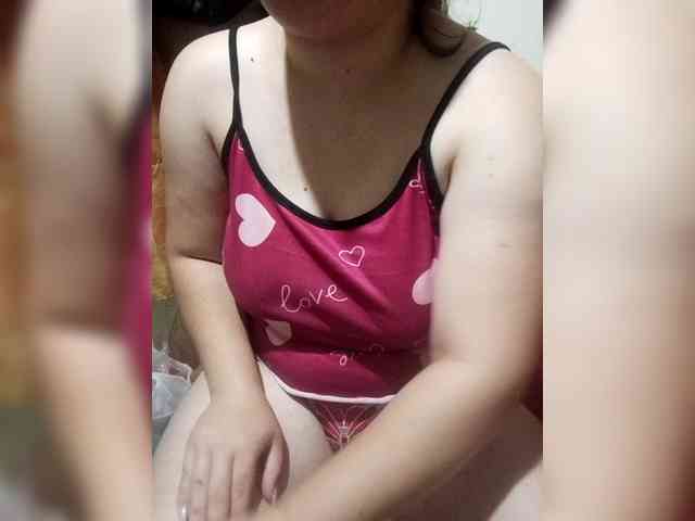 Vikki3011 webcam