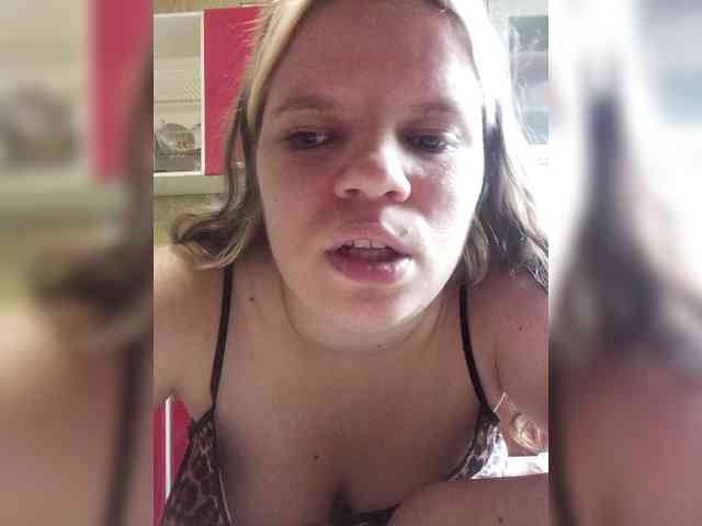 Vikki3011 webcam