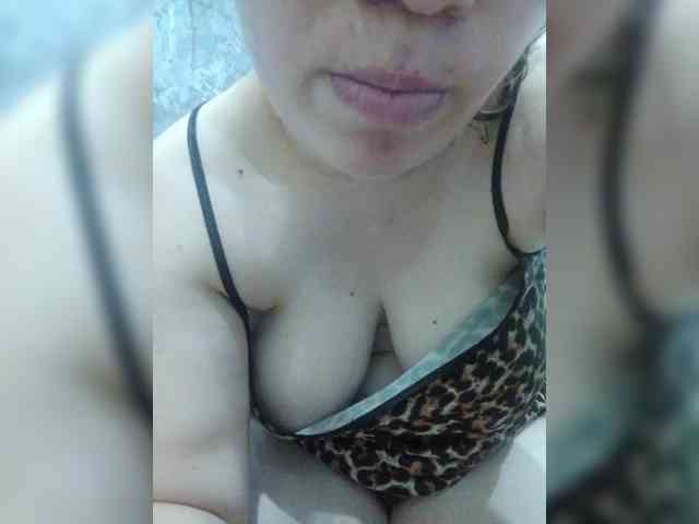 Vikki3011 webcam