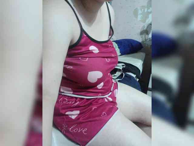Vikki3011 webcam