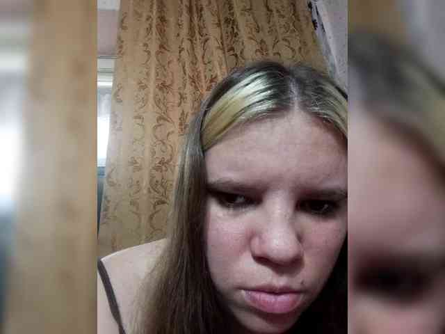 Vikki3011 webcam