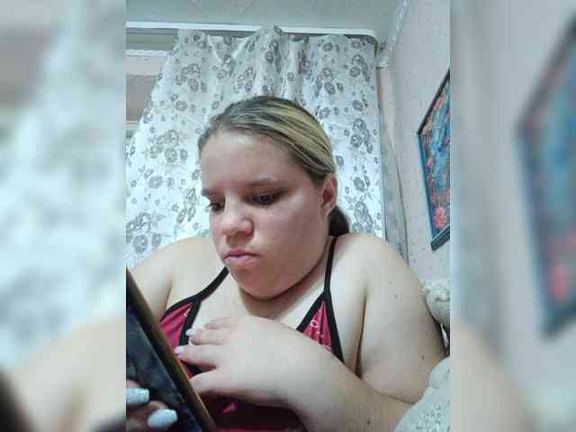 Vikki3011 webcam