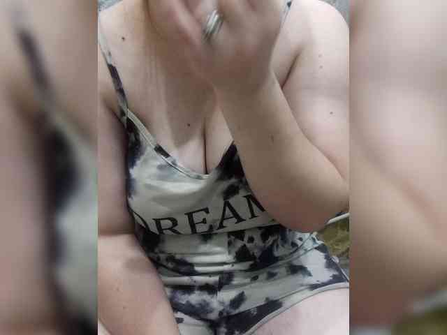 Vikki3011 webcam