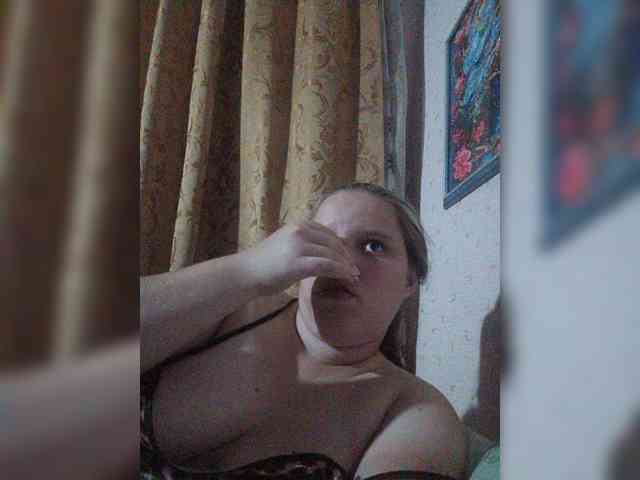 Vikki3011 webcam