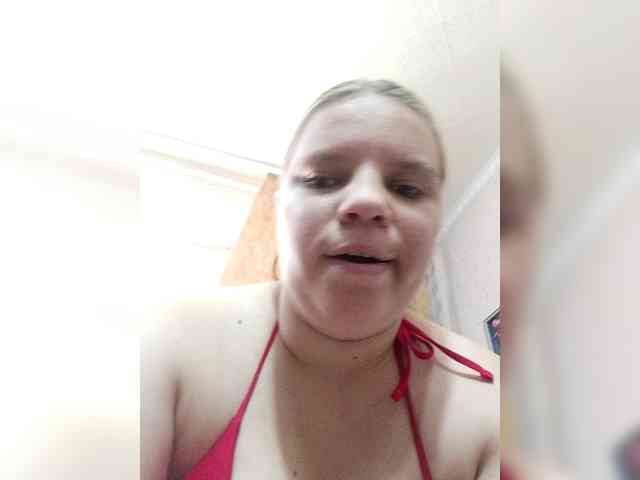 Vikki3011 webcam