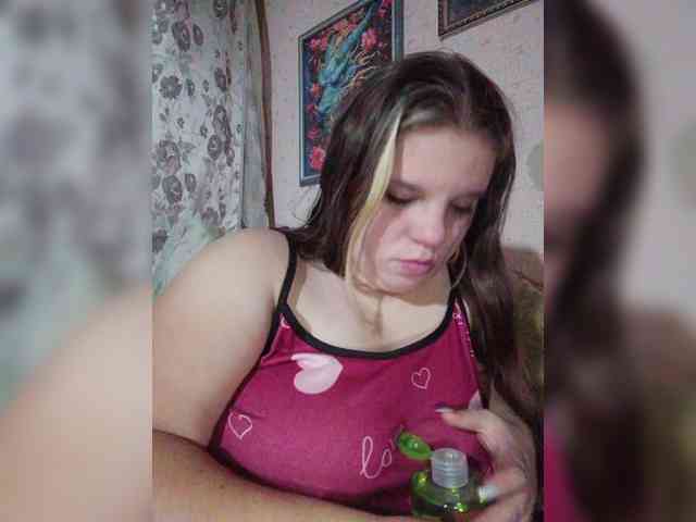 Vikki3011 webcam