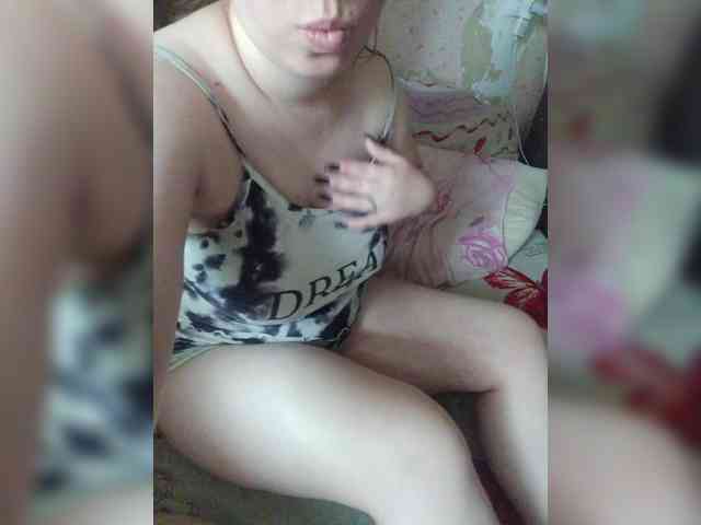 Vikki3011 webcam
