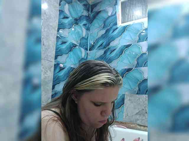 Vikki3011 webcam