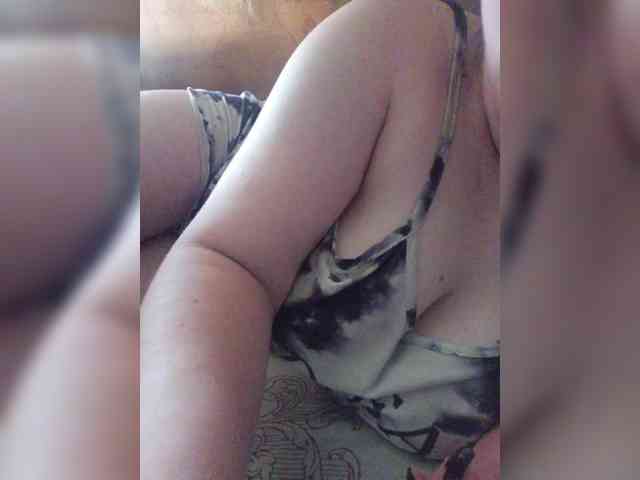Vikki3011 webcam