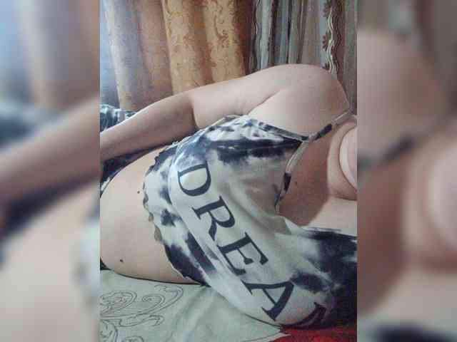 Vikki3011 webcam