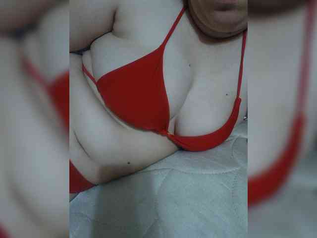 Vikki3011 webcam