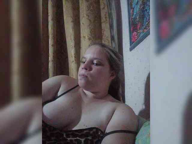 Vikki3011 webcam