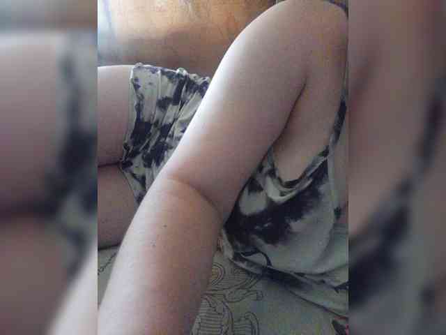 Vikki3011 webcam