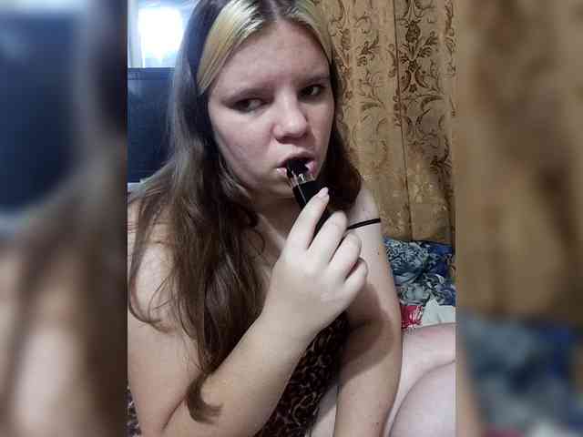 Vikki3011's live stream