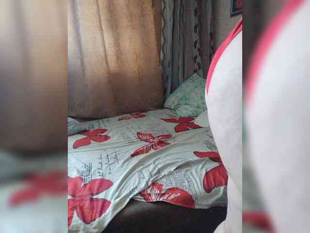 Vikki3011 webcam