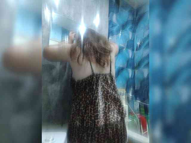 Vikki3011 webcam
