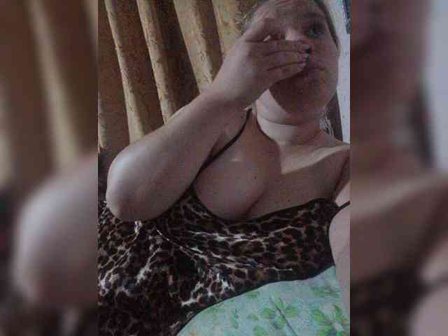 Vikki3011 webcam
