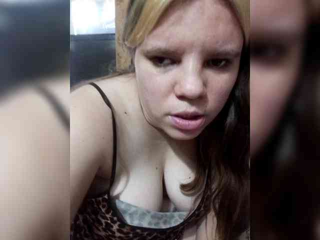 Vikki3011 webcam