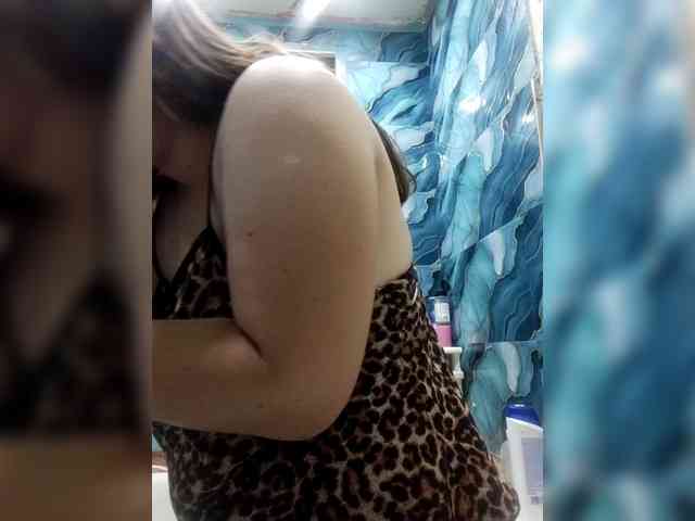 Vikki3011 webcam