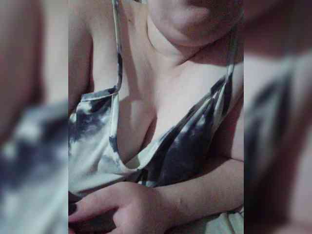 Vikki3011 webcam