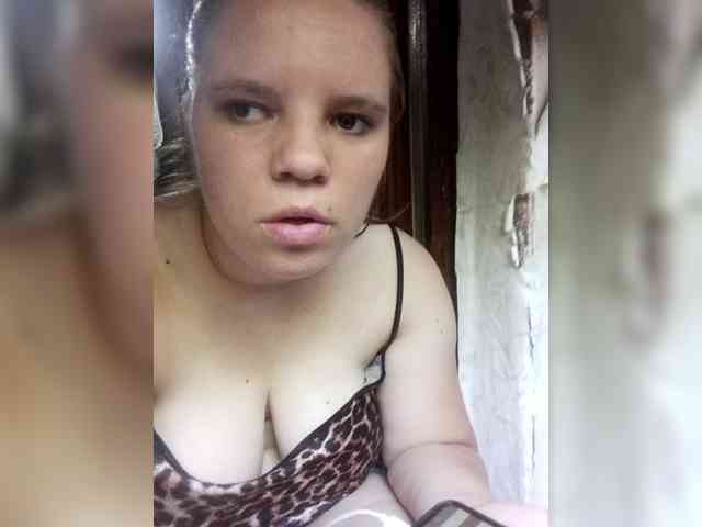 Vikki3011 webcam