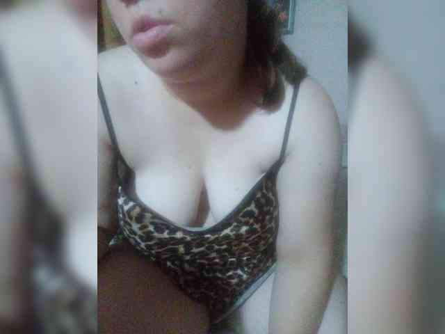 Vikki3011 webcam