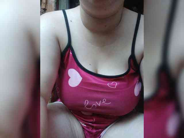 Vikki3011 webcam