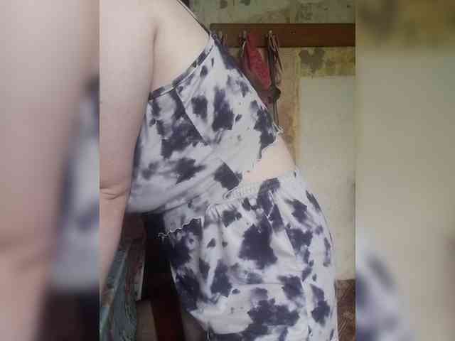 Vikki3011 webcam