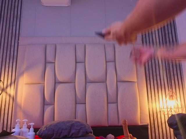 bryonycute live cam on BongaCams