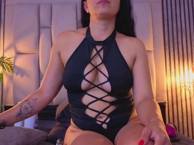 bryonycute live cam on BongaCams