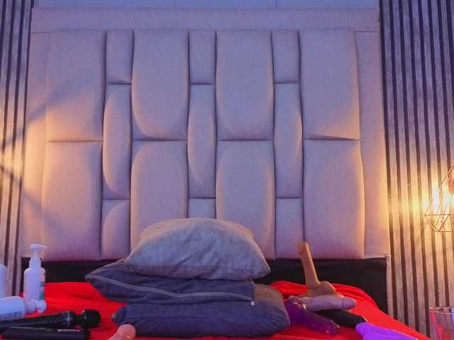 bryonycute live cam on BongaCams