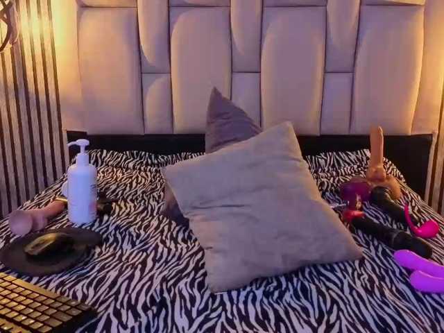 bryonycute live cam preview
