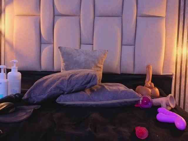 bryonycute Live Webcam on BongaCams