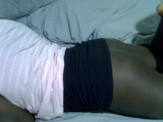 Bubblybooty live cam preview