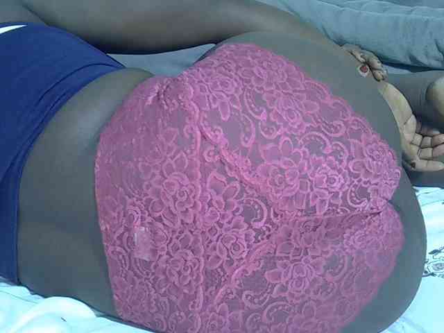 Bubblybooty webcam