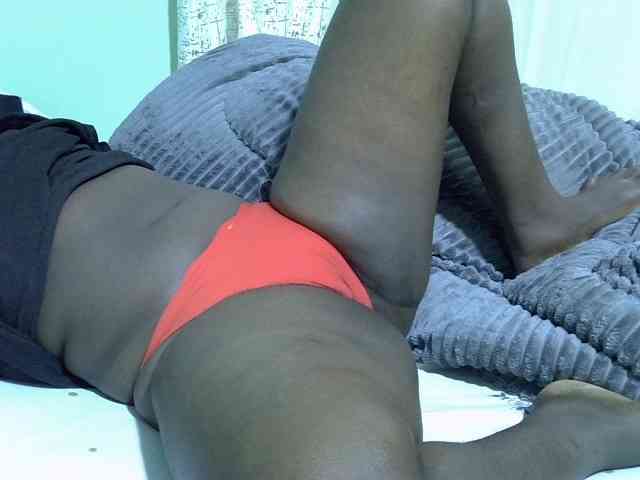 Bubblybooty webcam