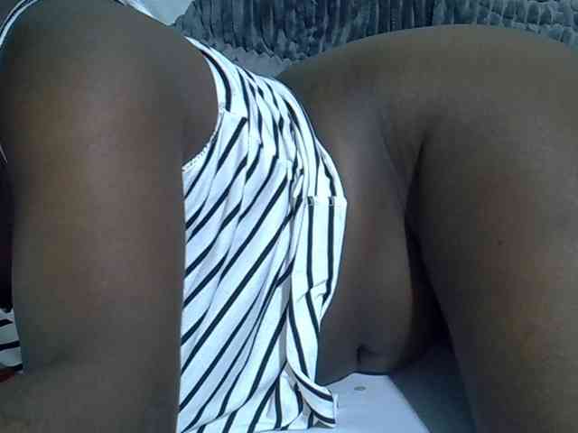 Bubblybooty webcam