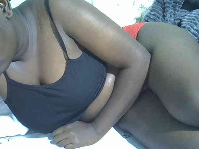 Bubblybooty webcam