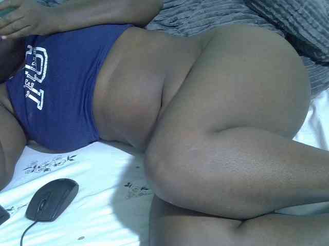 Bubblybooty webcam