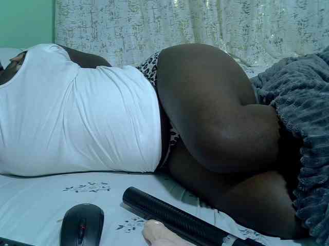 Bubblybooty webcam