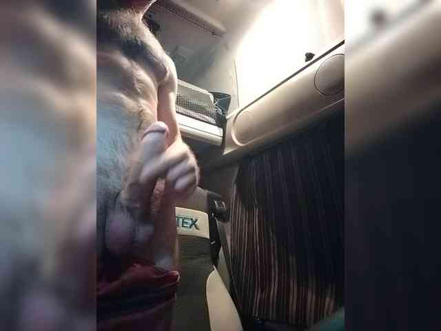 Acest model este live acum. seXTrucker