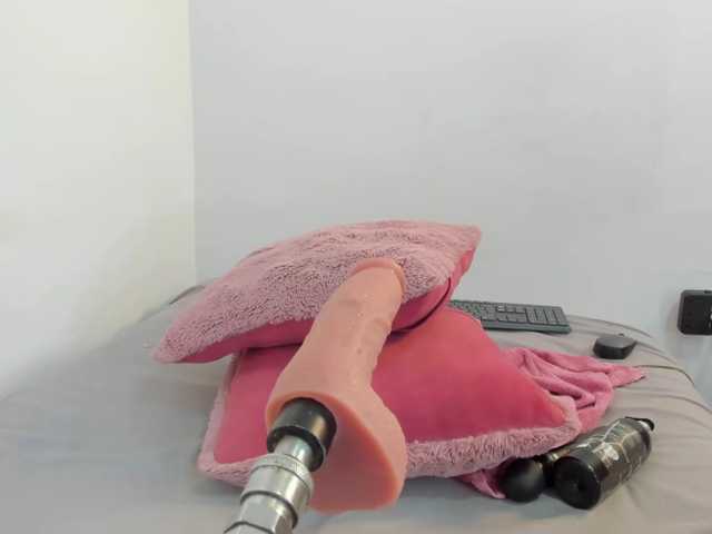 KendraChavezz1 live cam on BongaCams