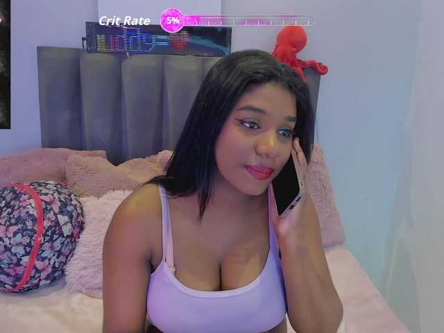 KendraChavezz1 live cam on BongaCams