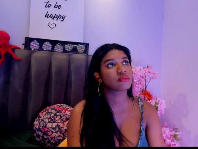 KendraChavezz1 live webcam show