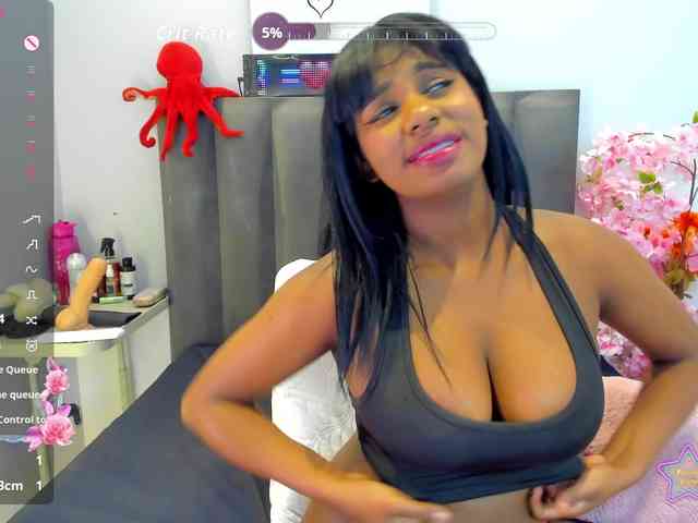 KendraChavezz1 webcam