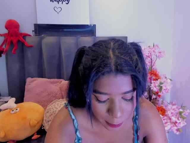 KendraChavezz1 webcam