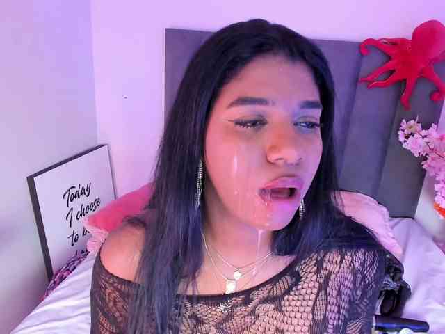 KendraChavezz1 webcam