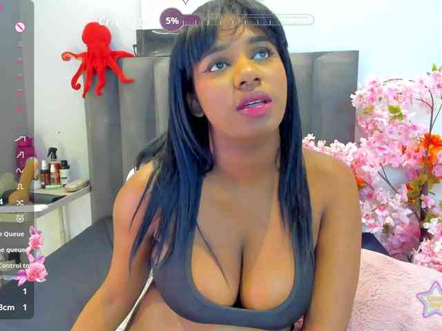 KendraChavezz1 webcam